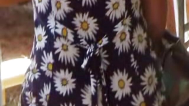 着用ガラスキングされたブラックの後、イエス 女の子 用 アダルト ビデオ