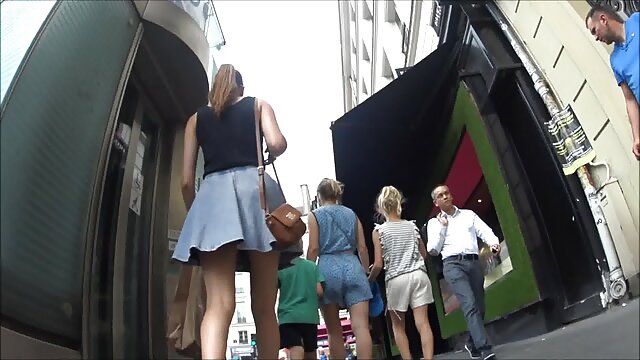 彼は森の真ん中を歩いて、自然の中で彼女を植えるために彼のガールフレンドを招待し、素晴らしい 女 向け 無料 エロ 動画