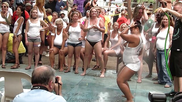 400ユーロのために私は写真を撮り、800ドルは、バンにそれを与えます 女性 用 無料 アダルト ビデオ